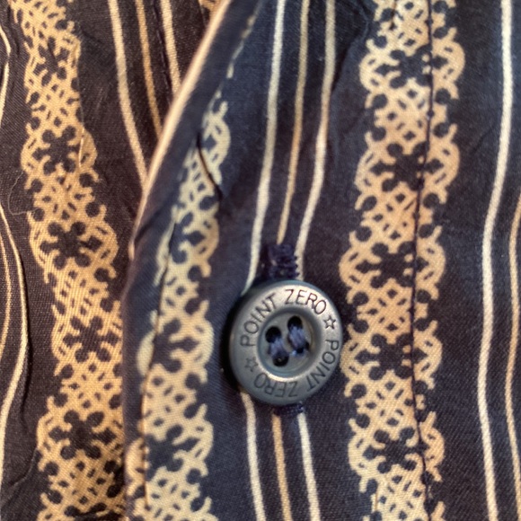 Point Zero - Men’s button down, short sleeve shirt. Size S - Picture 13 of 13